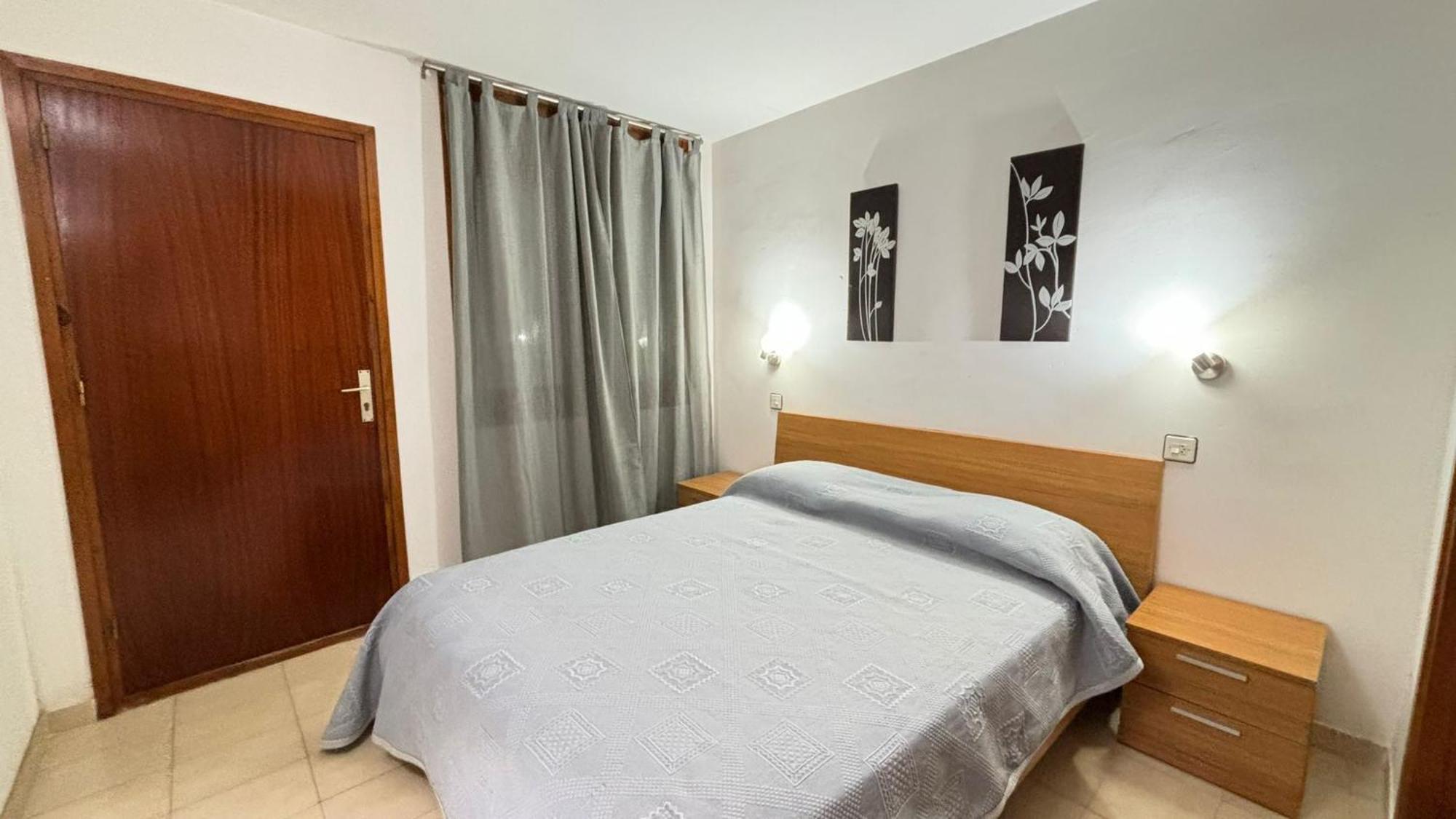 Meda Chica 2D Apartment Roses Bagian luar foto